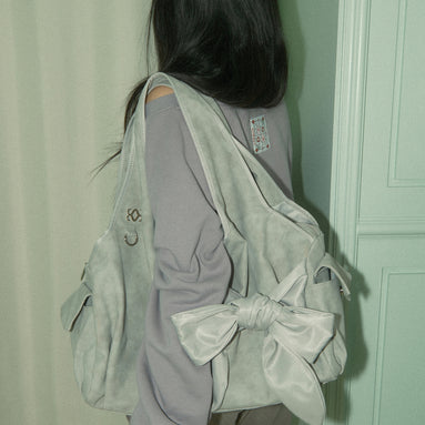 Bow Shoulder Bag (Nubuck Light Grey)