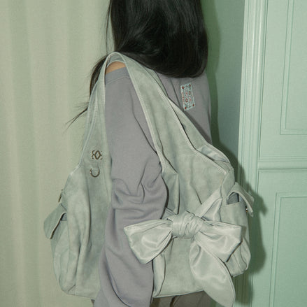 Bow Shoulder Bag (Nubuck Light Grey)