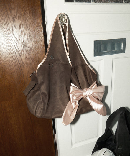 Bow Shoulder Bag (Suede Taupe)