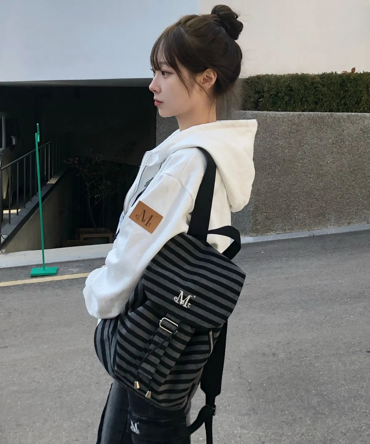 MUTE STRIPE MINI BACKPACK(BLACK)
