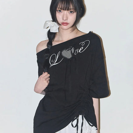 LOVE ONE SHOULDER OVERFIT T-SHIRT (BLACK)