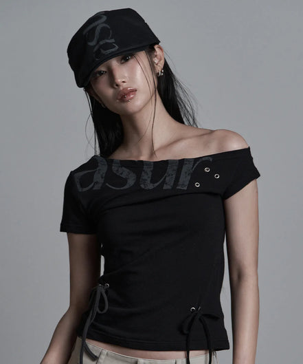 PUNCHING UNBALANCE OFF SHOULDER T-SHIRT (BLACK)