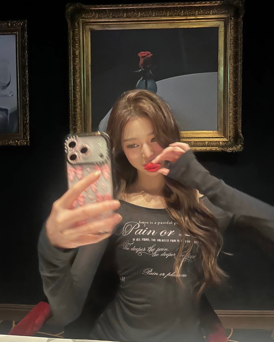 (karina, wonyoung同款) FOG TOP (black)