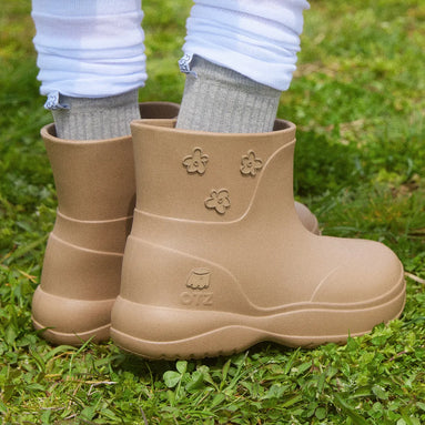 Pudding Biddle Platform Rainboots (Choco)
