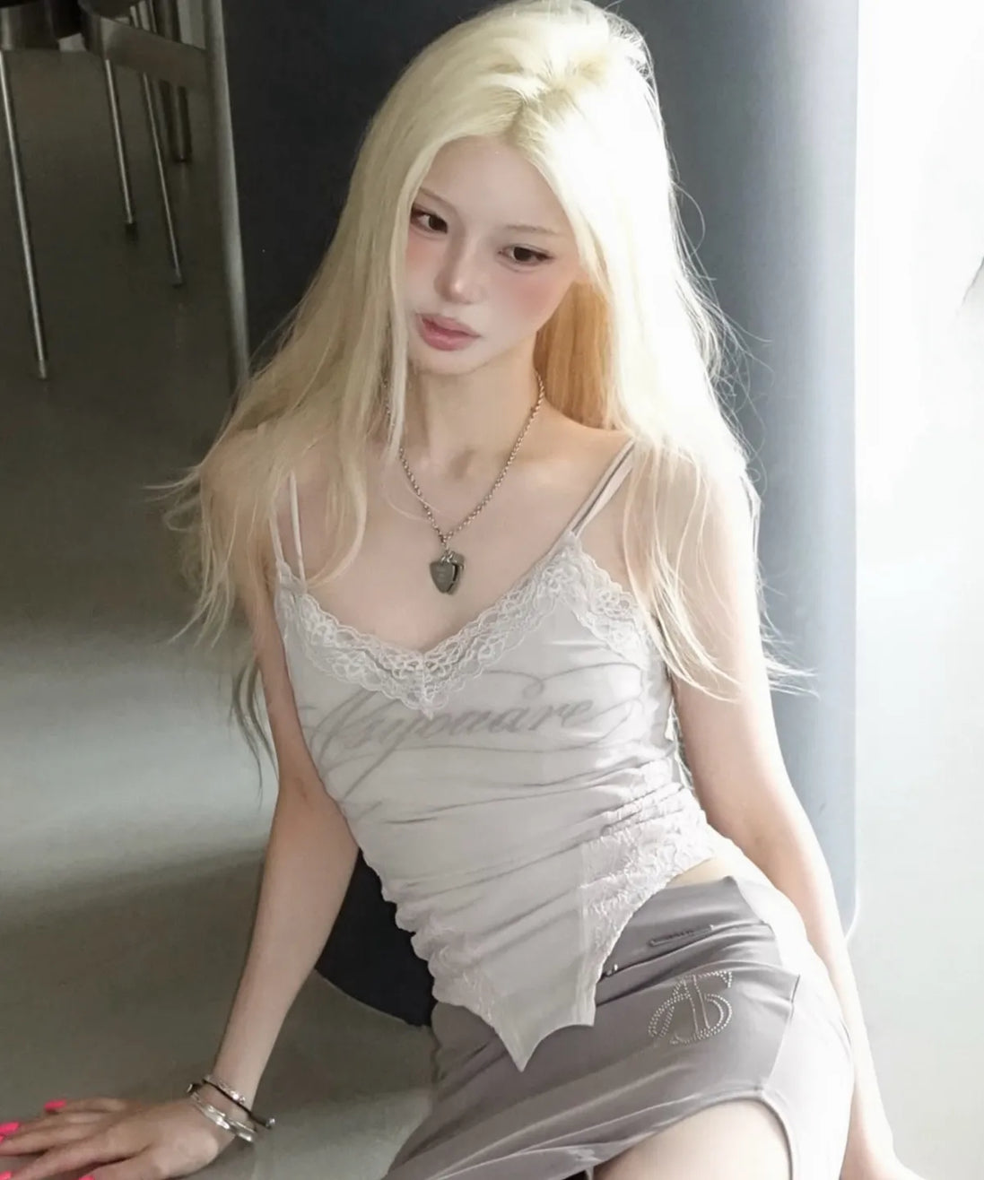LINGERIE LACE SLEEVELESS (BEIGE)