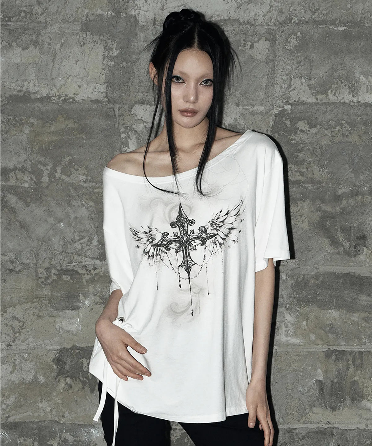 KITSCH EYELET OVERSIZED T-SHIRT (WHITE)