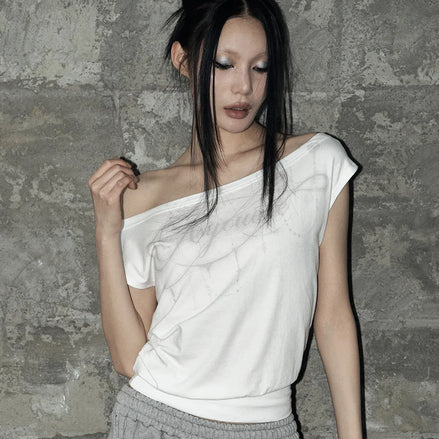 KITSCH DOLMAN OFF-SHOULDER TEE (WHITE)