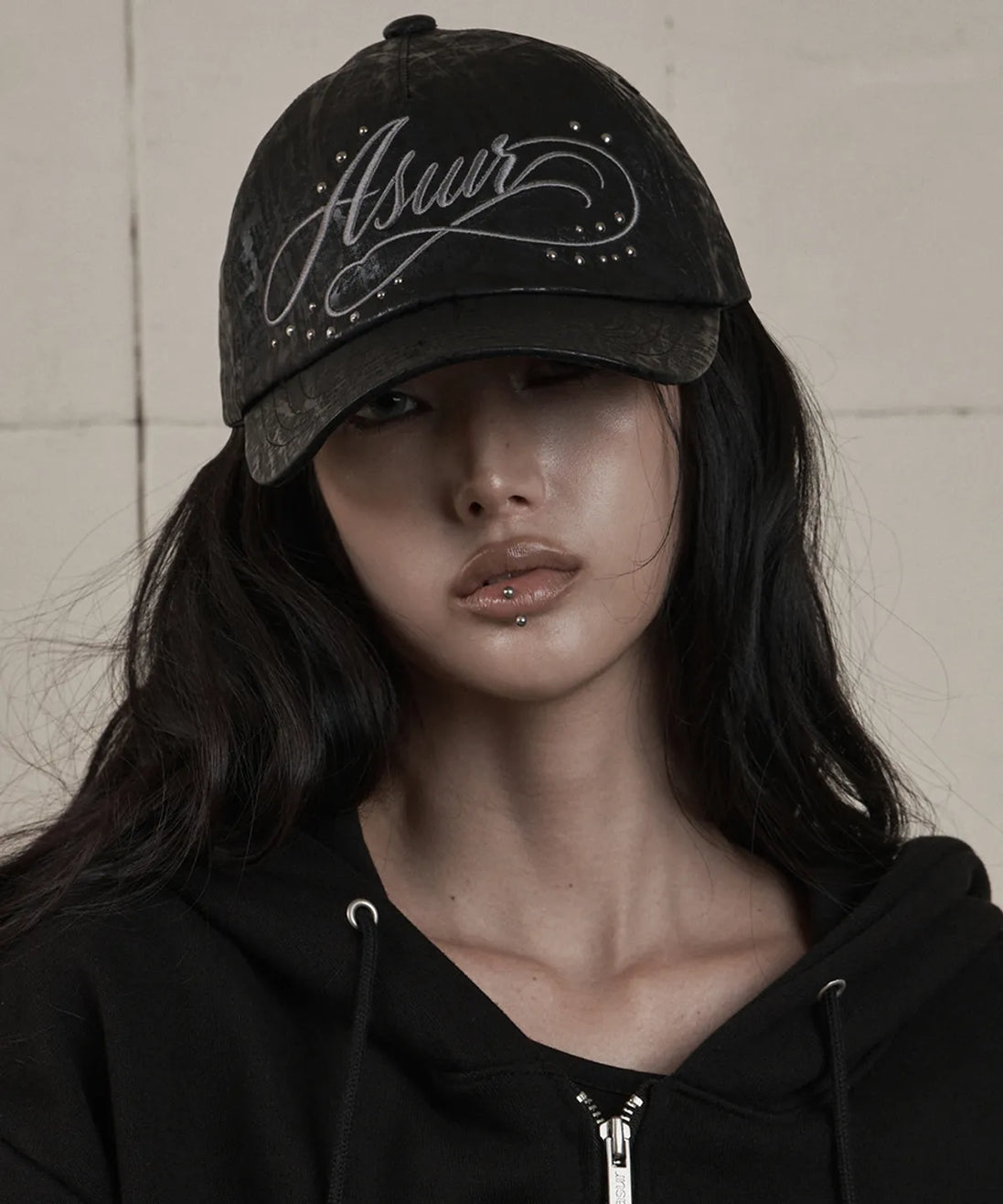 AYA LETTERING LOGO BALL CAP (BLACK)