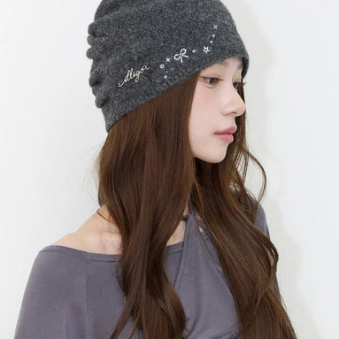 DRAWING EMBROIDERY BEANIE (CHARCOAL)