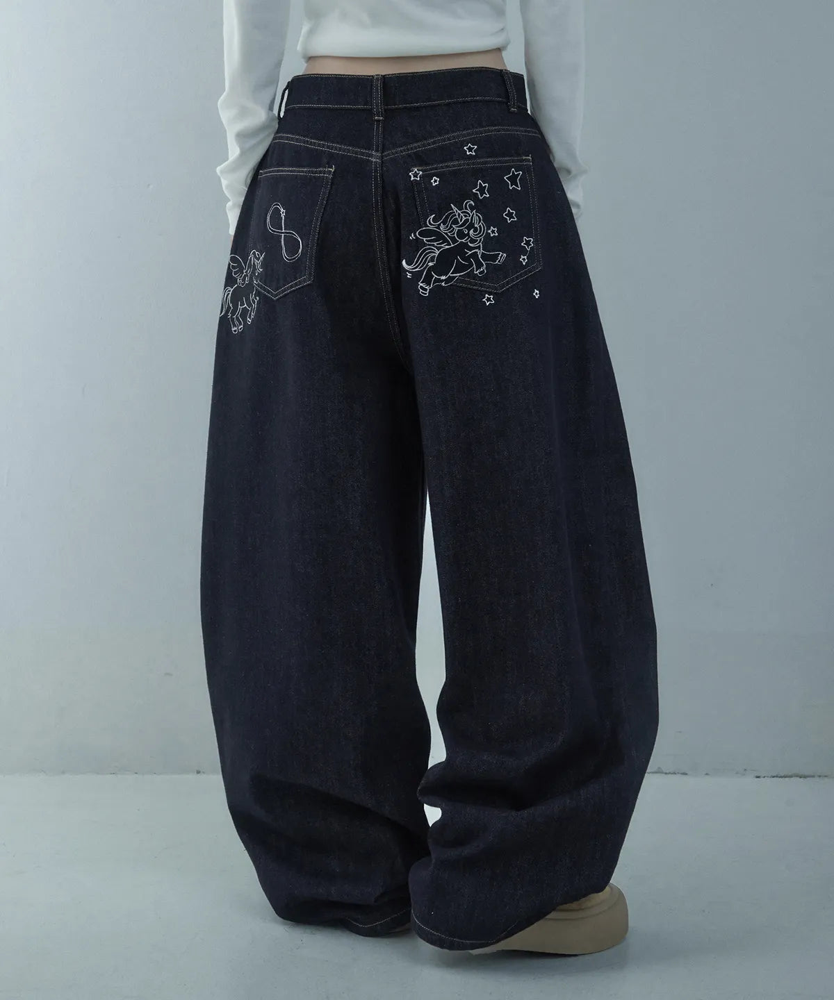 STAR UNICORN GRAPHIC WIDE DENIM PANTS (RAW NAVY)