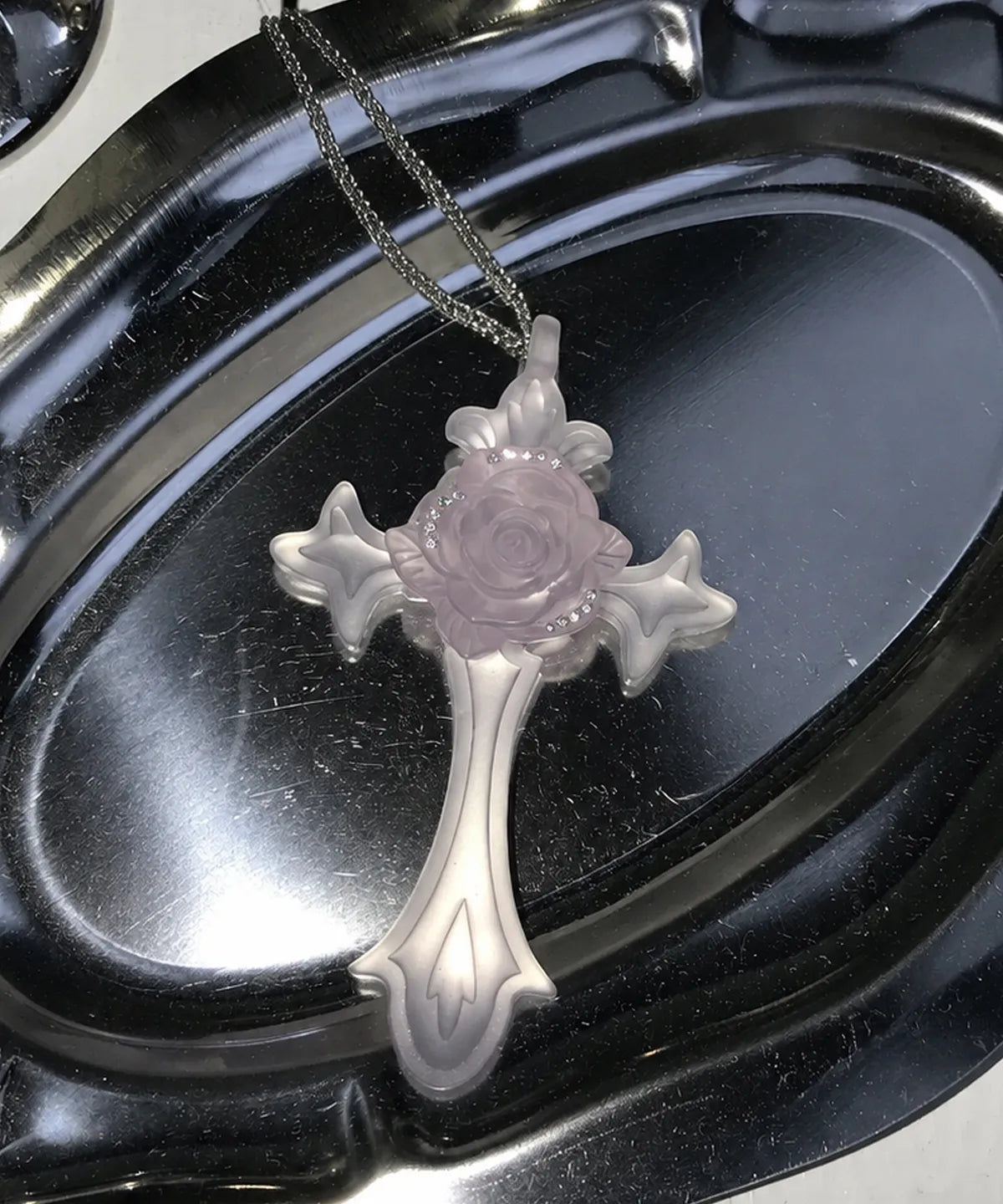 RL ROSE CROSS NECKLACE(PURPLE)