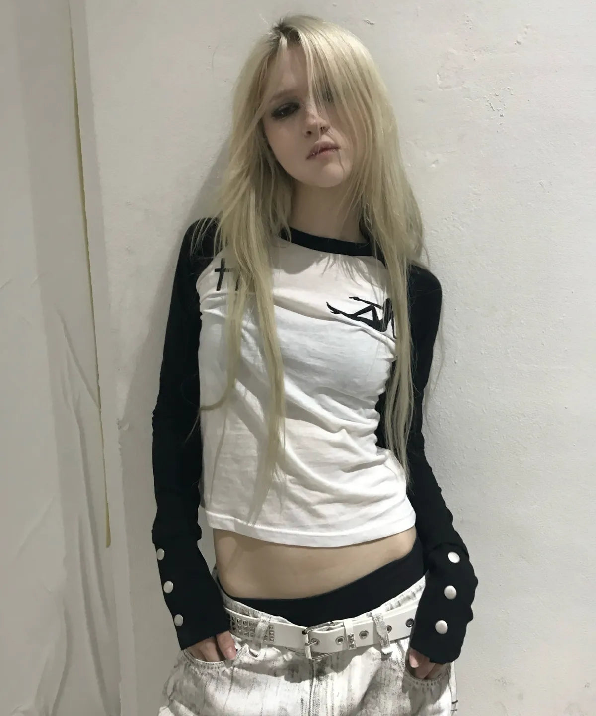 TRIGGER GIRL RAGLAN TEE (Slim Fit)