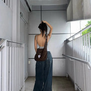 BUCKLE REVERSIBLE SHOULDER BAG (BROWN)