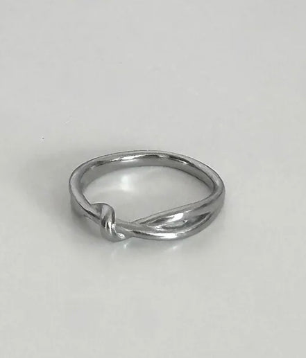 slim knot ring