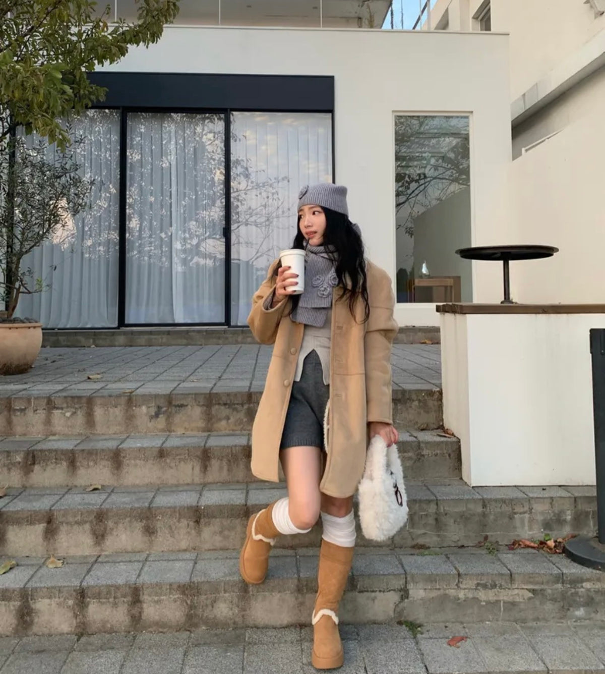 LEE Faux Fur totebag (ivory)