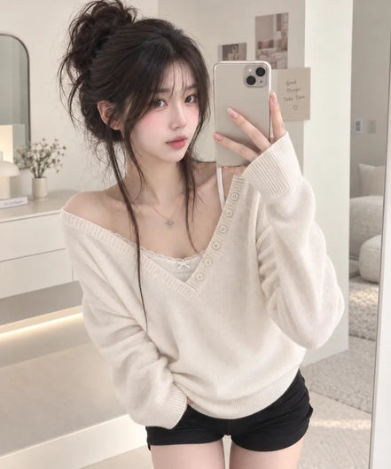 KR V NECK KNIT (4 Colors)