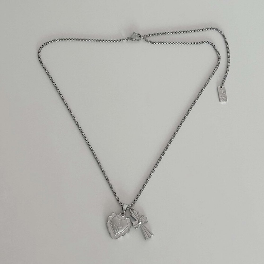 (rei同款) matt heart cross necklace