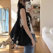 BUCKLE REVERSIBLE SHOULDER BAG (SATIN BLACK)