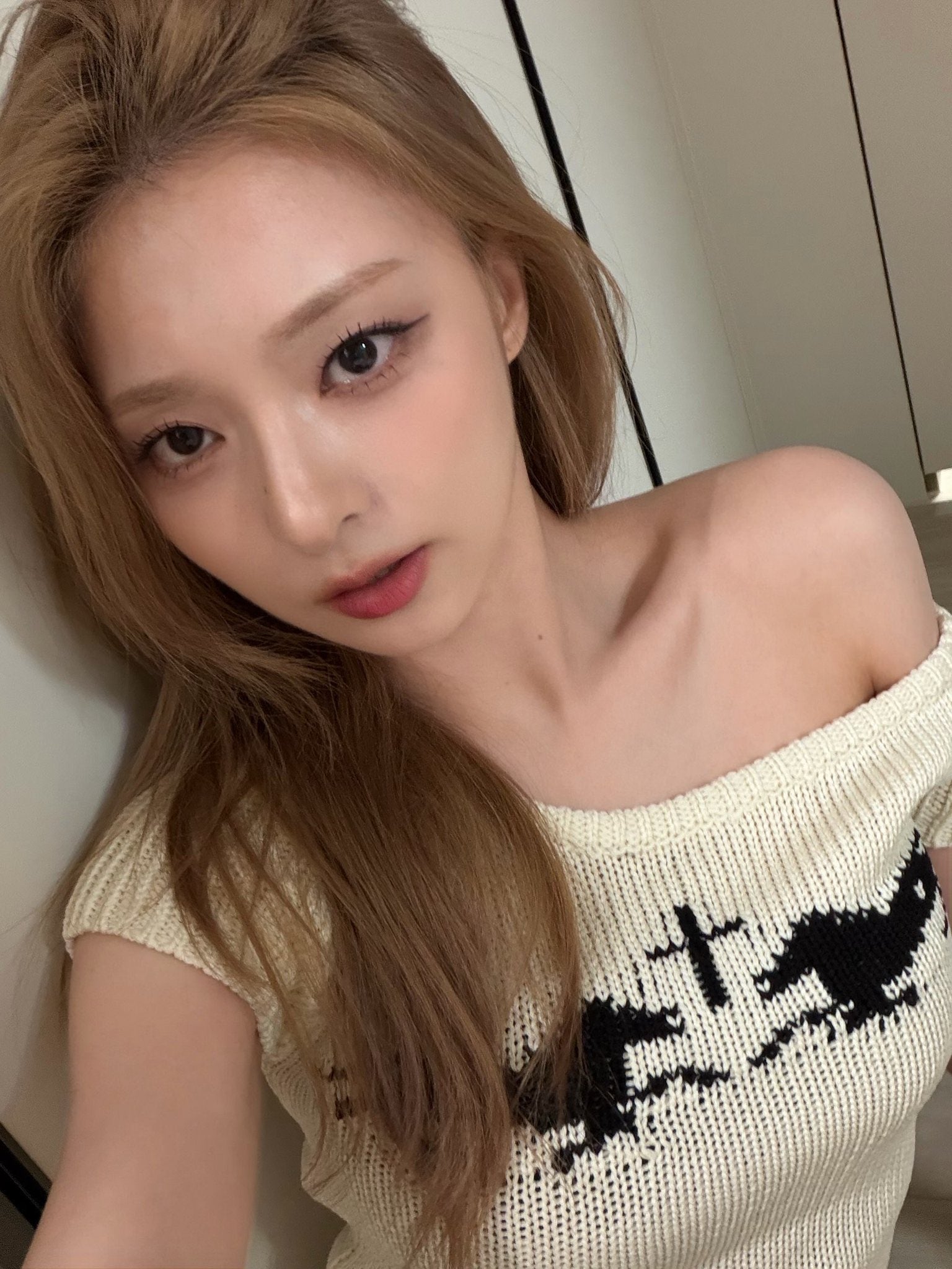 Arcanic One-Shoulder Knit Top (Oatmeal)