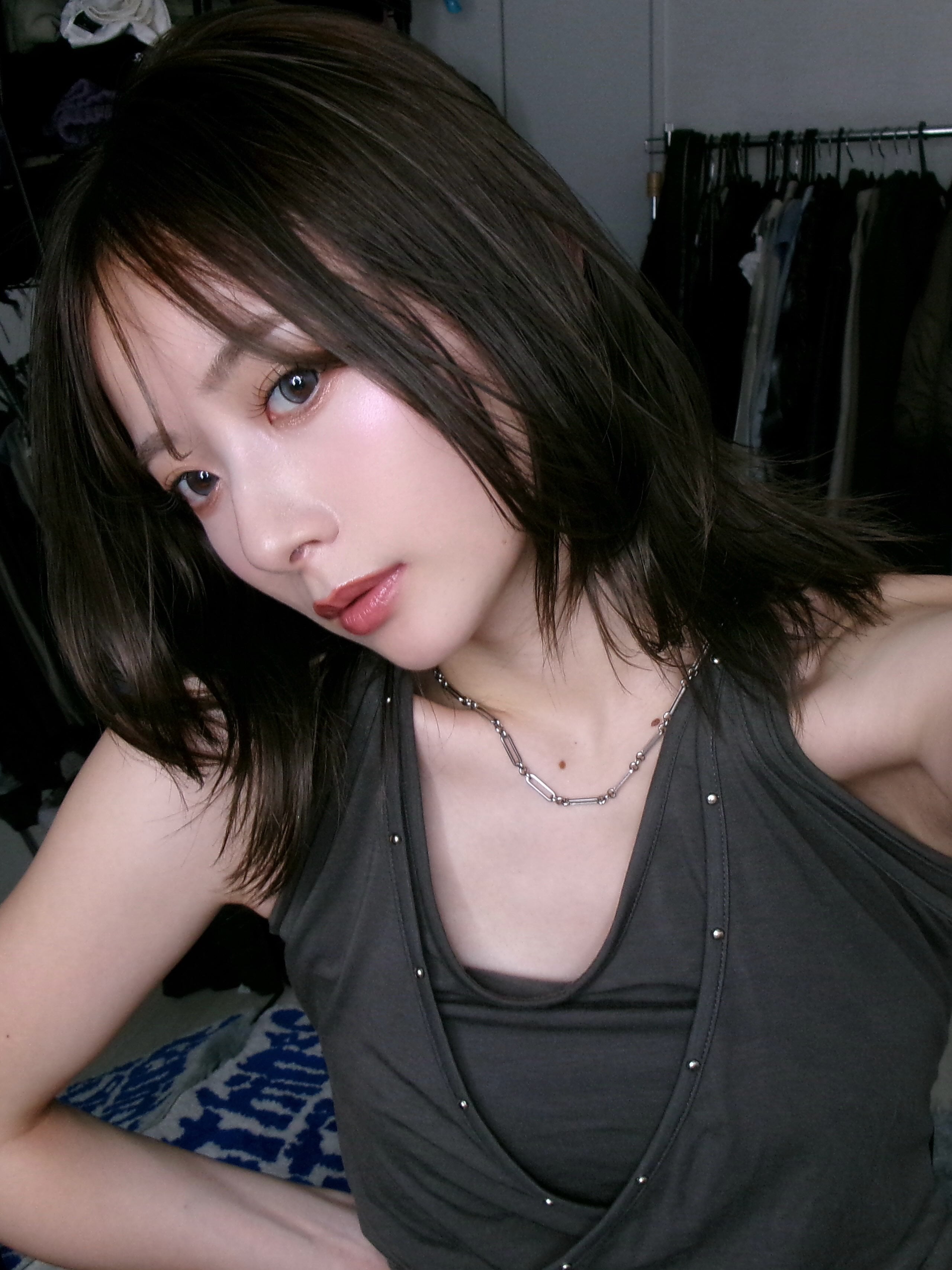 double top (dark grey)