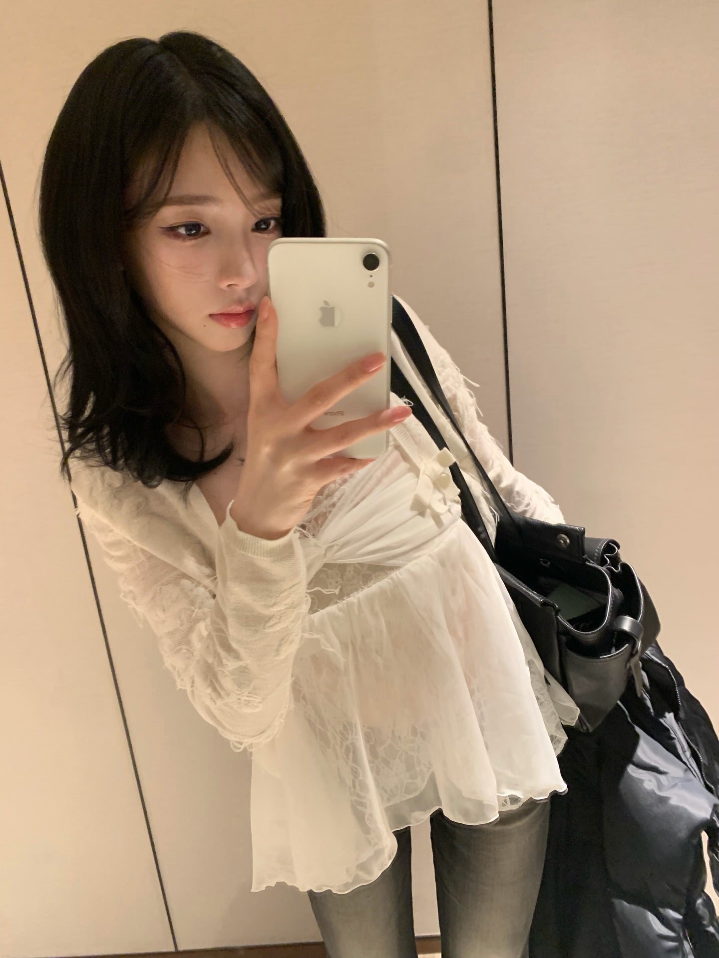 (karina同款) ROSE SHIRRING TOP (white)