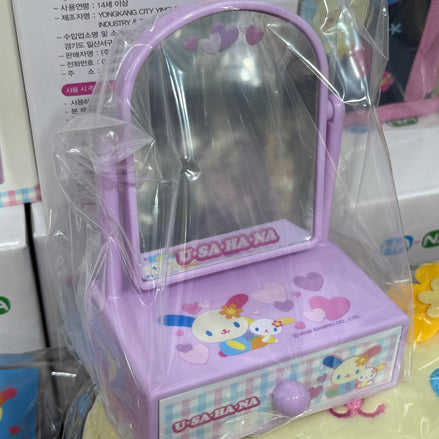 usahana 迷你化妝枱