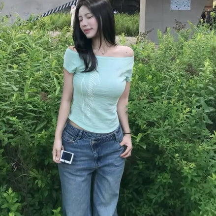 cb horse t (mint)