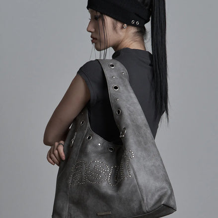 Crash eyelet shoulder bag (charcoal)