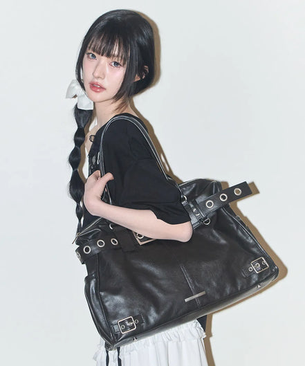 Belted Square Tote Bag (Black)