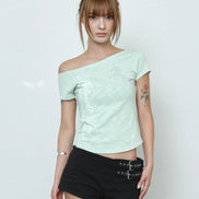 cb horse t (mint)