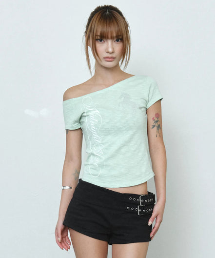 cb horse t (mint)