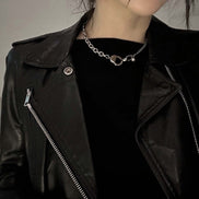 OFUSE - pearl drop choker (handcuffs)