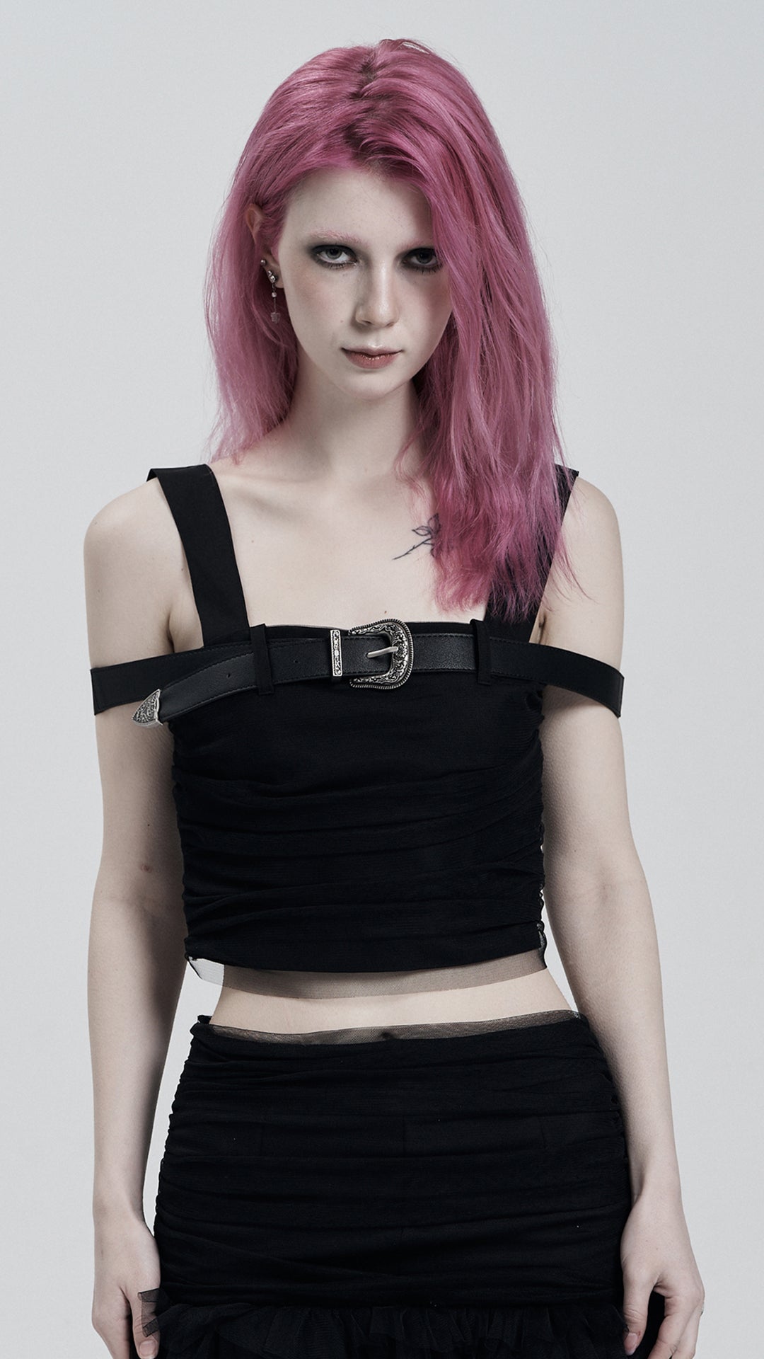 illio - BELTED LACE TOP (BLACK)