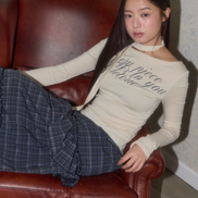 (karina同款) Letere - LETTERING OFF-SHOULDER TIE LONG SLEEVE (IVORY)