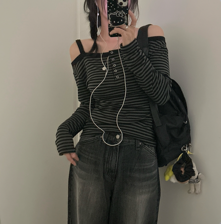 KR STRIPED HALF OFF SHOULDER TOP (2 COLORS)