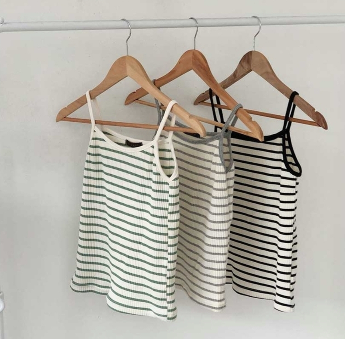 KR STRIPE SLEEVELESS (3 COLORS)