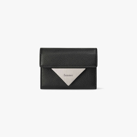 TRIANGLE DOCO WALLET (PEBBLE BLACK)