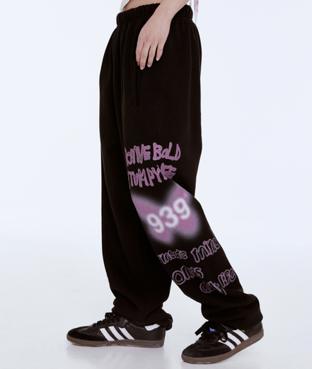 939 [Archive Bold X Stumpynee] DOODLE SWEAT PANTS (BLACK)