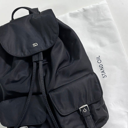 Stand Oil - Hug Backpack (Black)