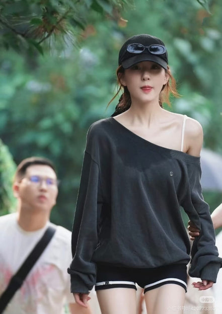 (趙露思同款) letter from moon - off shoulder sweatshirt (pigment charcoal)