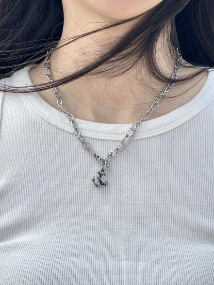 OFUSE - anchor necklace