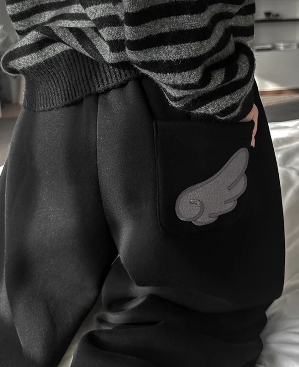 KR ANGEL WING FLEECE PANTS (4 COLORS)