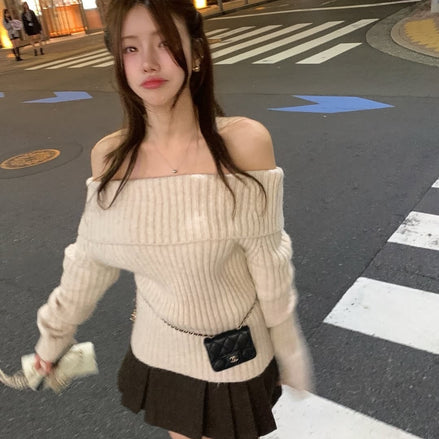 KR STAIGHT OFF SHOULDER KNIT