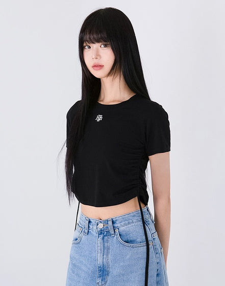 muahmuah - STRING SILKET LOGO HALF T-SHIRT (BLACK)