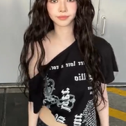 [KARINA同款] illio - LOVER ONE SHOULDER T-SHIRTS (BLACK)