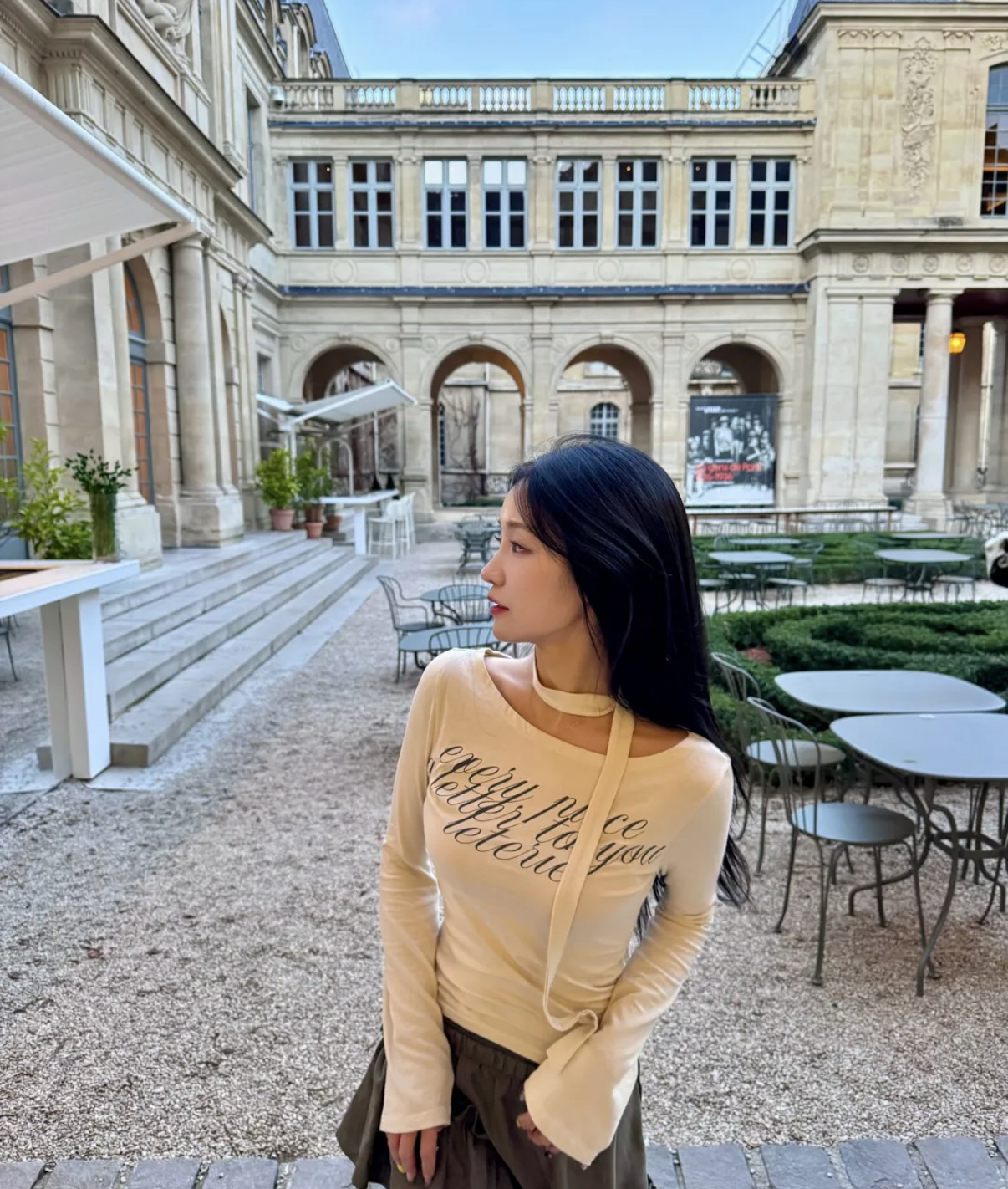 (karina同款) Letere - LETTERING OFF-SHOULDER TIE LONG SLEEVE (IVORY)