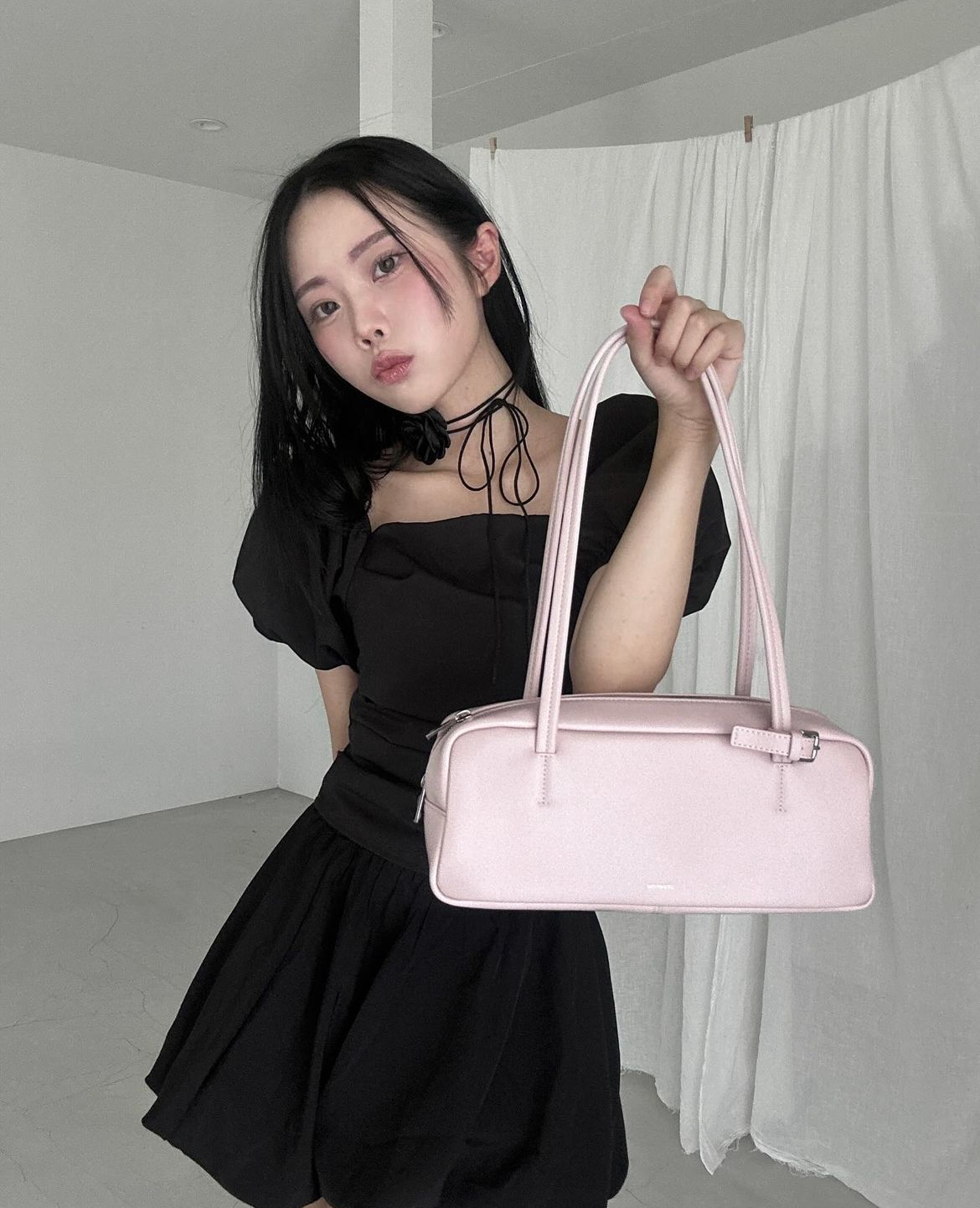 Stand Oil - More Baguette Bag (Baby Pink)