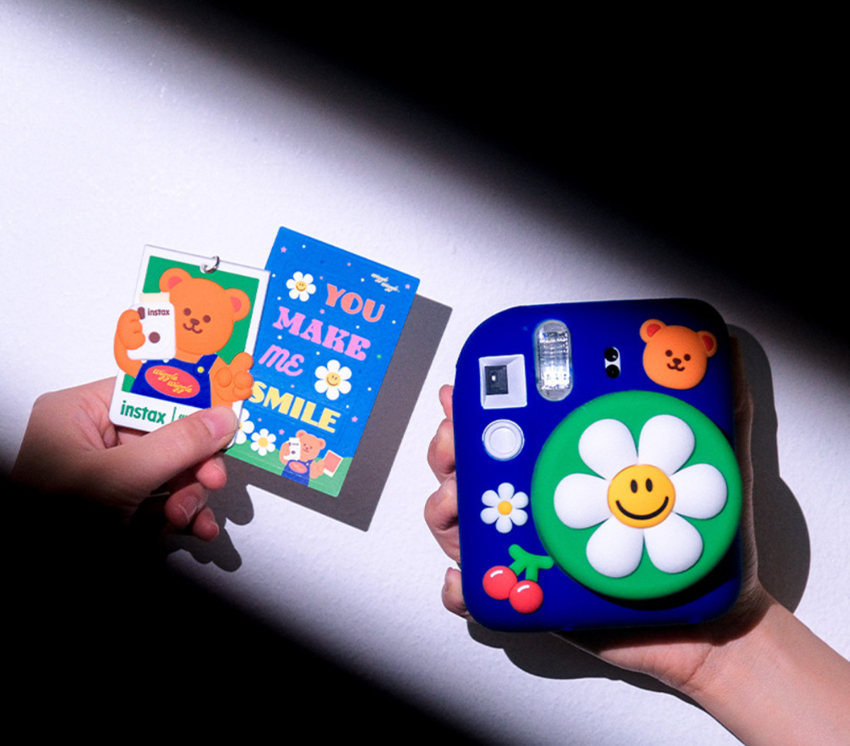 wiggle wiggle instax mini 12