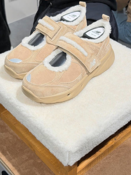 new balance winter breeze (beige)
