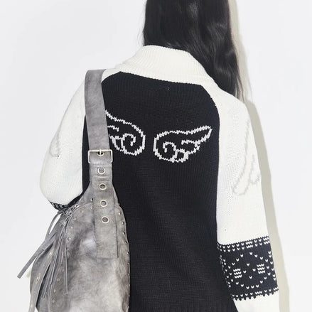Angel Ring Cowichan Knit Zipup (Black)